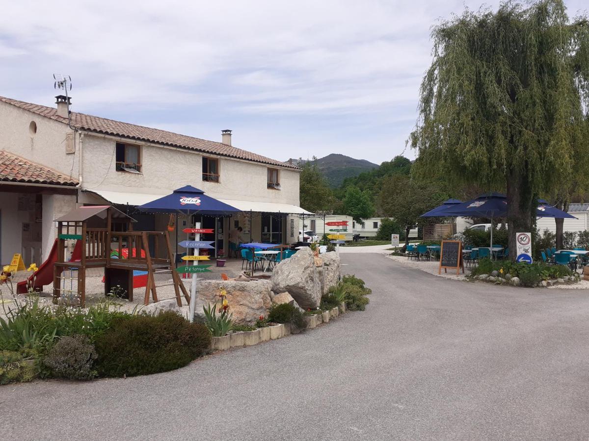 薰衣草露营酒店 卡斯特拉讷 外观 照片